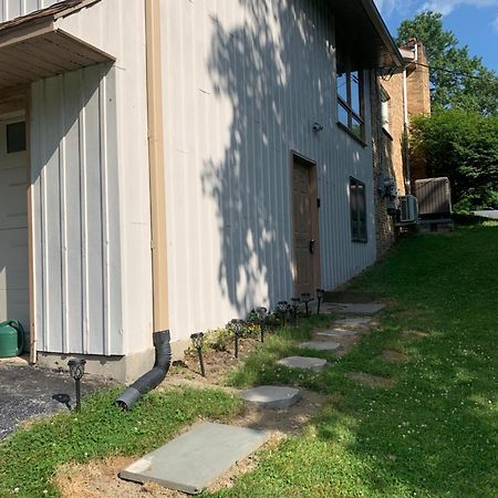2 Bedroom Apartment- Close To Hershey Park, Hollywood Casino And Downtown Харисбърг Екстериор снимка
