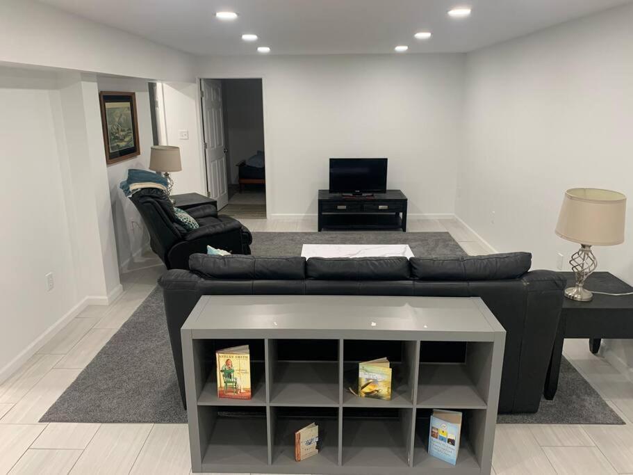 2 Bedroom Apartment- Close To Hershey Park, Hollywood Casino And Downtown Харисбърг Екстериор снимка