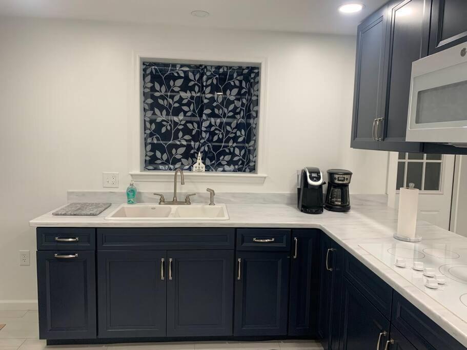 2 Bedroom Apartment- Close To Hershey Park, Hollywood Casino And Downtown Харисбърг Екстериор снимка