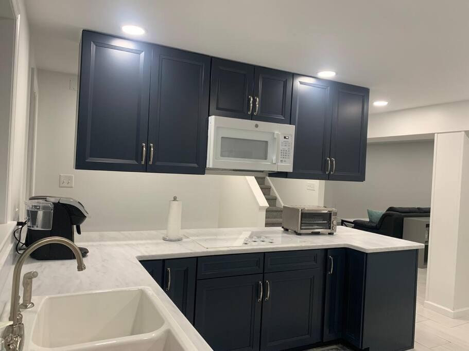 2 Bedroom Apartment- Close To Hershey Park, Hollywood Casino And Downtown Харисбърг Екстериор снимка