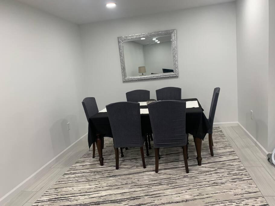 2 Bedroom Apartment- Close To Hershey Park, Hollywood Casino And Downtown Харисбърг Екстериор снимка